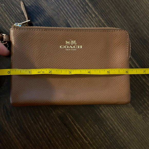 Coach corner zip wristlet saddle brown - Picture 2 of 4
